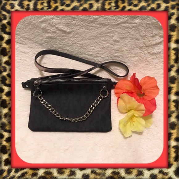 Michael Kors Handbags - 💥SPECIAL REDUCED PRICE!!! FIRM!✅    
👑NWOT Black Michael Kors Waist Pouch Belt